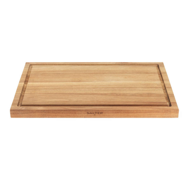 Rectangular wooden chopping board with juice groove, Salter branding visible.
