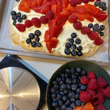 british-flag-pavlova.png