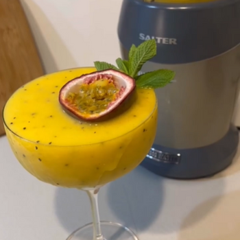 mango-and-passionfruit-smoothie-.png