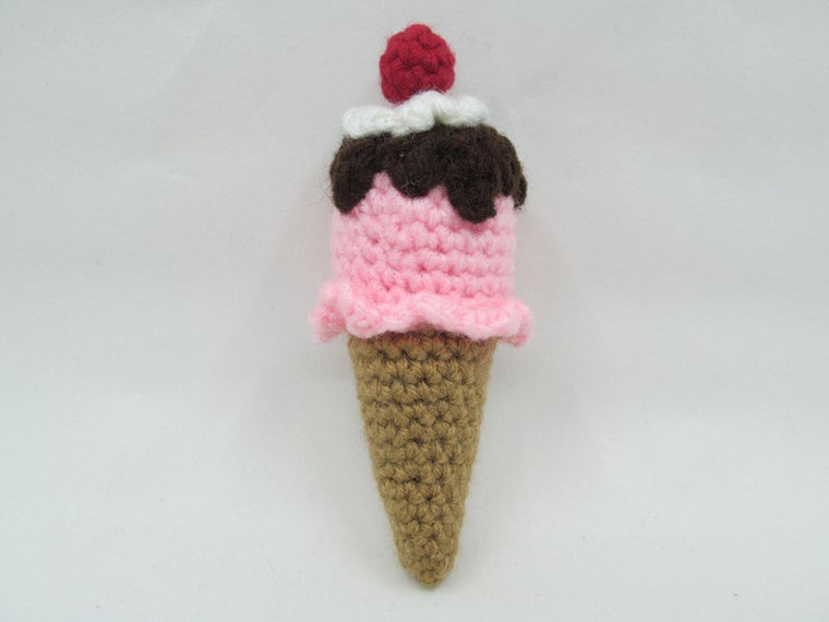 3 Cats Crochet Ice Cream Sundae 5"