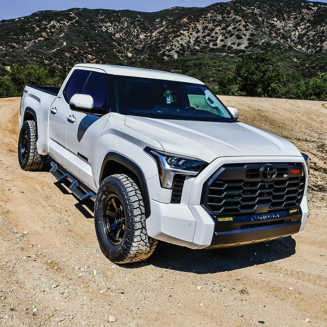 Westin 56-14225 HDX Drop Nerf Step Bars Fits 2022-2025 Toyota