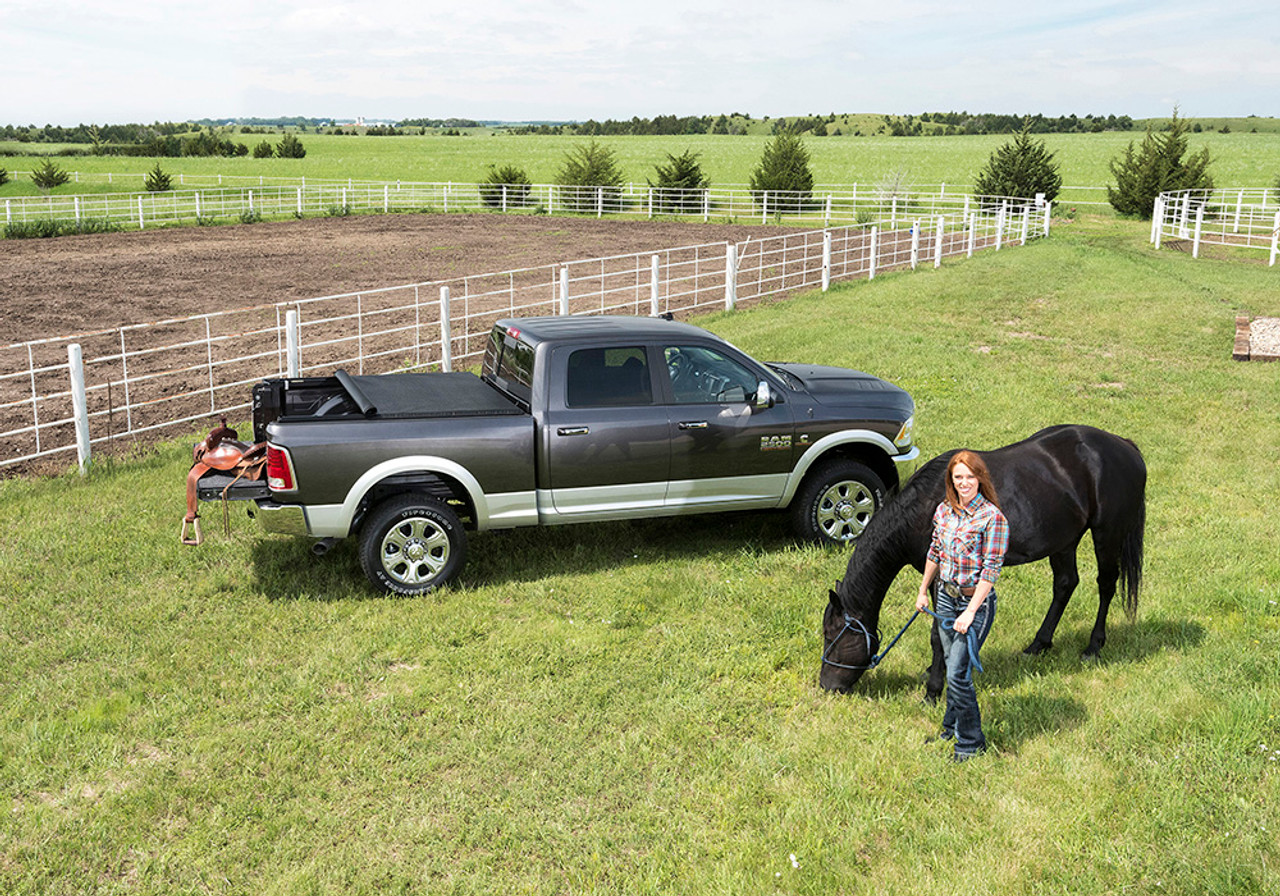 TRUXEDO TRUXSPORT SOFT TONNEAU COVER FOR 22-23 TOYOTA TUNDRA 5' 7" w DECK RAIL