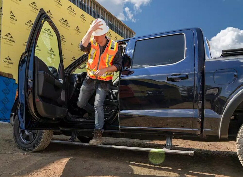 AMP Research 76242-01A PowerStep Running Board for 23-26 Ford Superduty F250 350