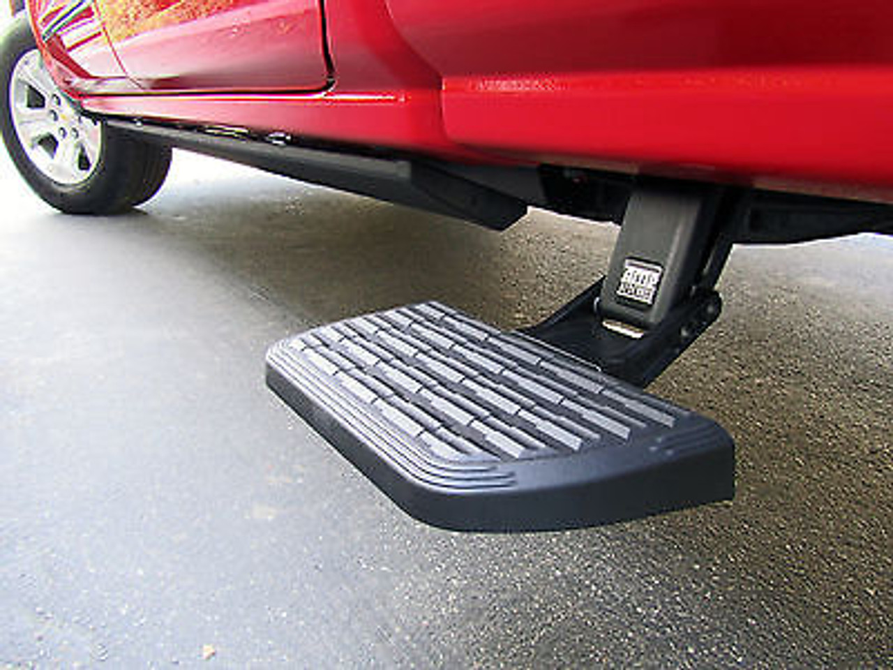 AMP RESEARCH BEDSTEP 2 RETRACTABLE STEP 2007-2021 TOYOTA TUNDRA CREWMAX CAB - 75405-01A