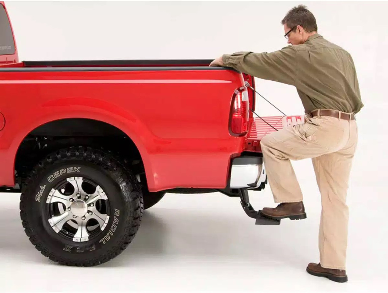 AMP RESEARCH BEDSTEP RETRACTABLE BUMPER STEP for 20-21 JEEP GLADIATOR 75326-01A