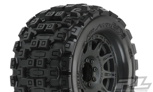 Pro-Line Badlands MX38 3.8" Tire w/Raid 8x32 Wheels (Black) (2) (M2) w/Removable Hex (PRO10127-10) Pro-Line Badlands MX38 3.8" Tire w/Raid 8x32 Wheels (Black) (2) (M2) w/Removable Hex (PRO10127-10)