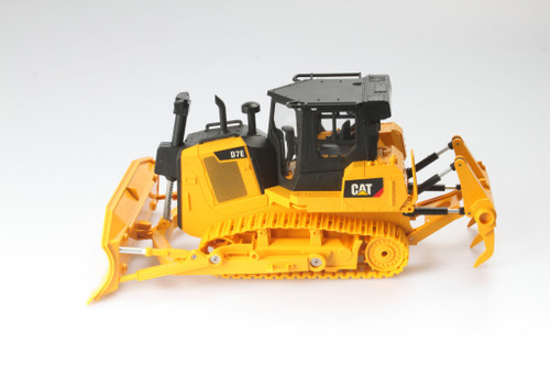 Diecast Masters Caterpillar D7E Bulldozer 1/24 RTR (DCM25002) - GS