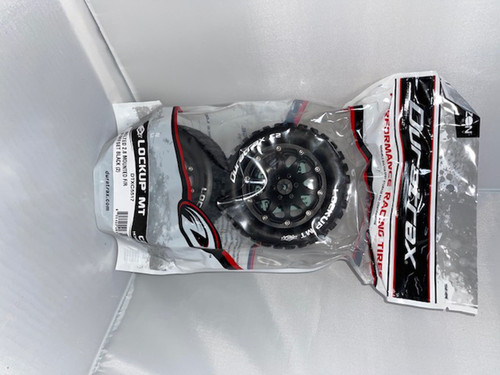 DuraTrax Lockup MT Belted 2.8
