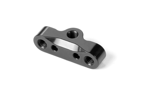 XRAY Multi Adjustable Upright Aluminum 1-Hole Rear Hub Plate (XRA323382) XRAY Multi Adjustable Upright Aluminum 1-Hole Rear Hub Plate (XRA323382)