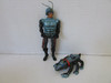 7 TOWNS 1984 ACTION FIGURES ZAK & BITAUR BUG  LOOSE  L236