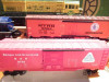 MPC LIONEL 1971 QUAKER CITY LIMITED SET W/READING DIESEL -SET BOXED- GOOD- SH