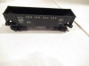LIONEL POST-WAR TRAINS- LATE SHORT BLACK LEHIGH VALLEY HOPPER- 027- LN -