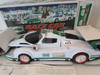 HESS 2009 RACE CAR AND RACER WHITE MIB WORKS -BOX DAMAGED  LotD