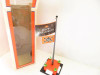 LIONEL TRAINS - 2129230 HALLOWEEN LIGHTED FLAG POLE ACCESSORY  027- NEW-- SH