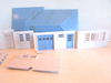 Vtg Bachmann Plasticville Ranch House Model Kit Blue Roof 0-027 incomple M34