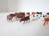 Assorted HO Figures 19 pcs  Cows Cattle Steers Milk Cows Free Standing  L/N  H3