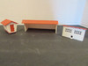 HO Plasticville Farm Building Chicken Coup Shed ++ Red Roofs Incomplete PR