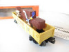LIONEL 16737 ROADRUNNER / WILE E COYOTE OPERATING GONDOLA CAR- 0/027- LN- J1W