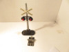 LIONEL TRAINS POST-WAR 154 HIGHWAY FLASHER SIGNAL WORKS GOOD -W/PLATE- EXC.-M1|357507922824