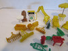 Vtg Asst of HO Parts & Accessories for Kits Farm Poolside LOOK Plastic H5g