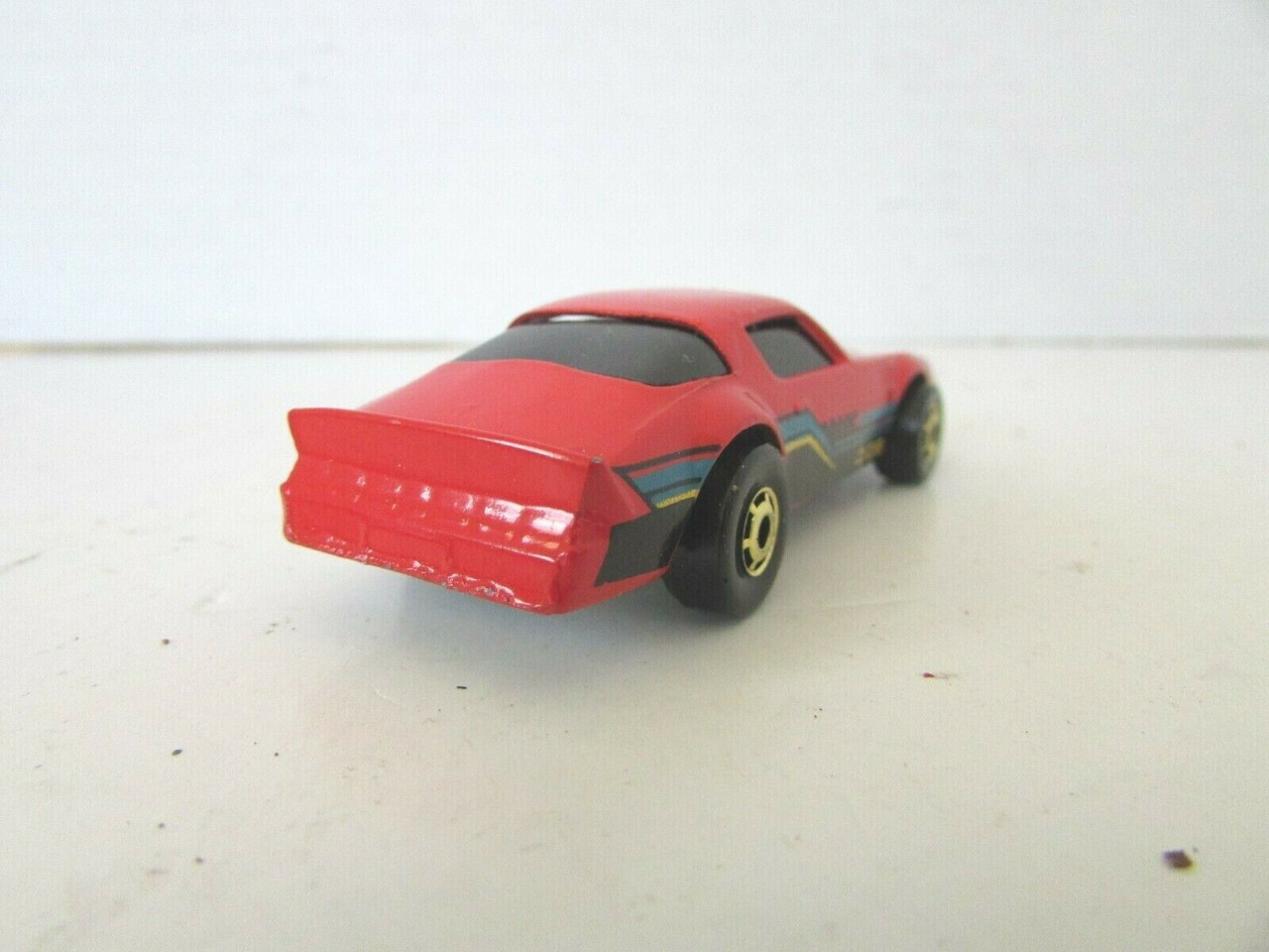 MATTEL HOT WHEELS CHEVROLET CAMARO Z-28 RED 1982 MALAYSIA H2