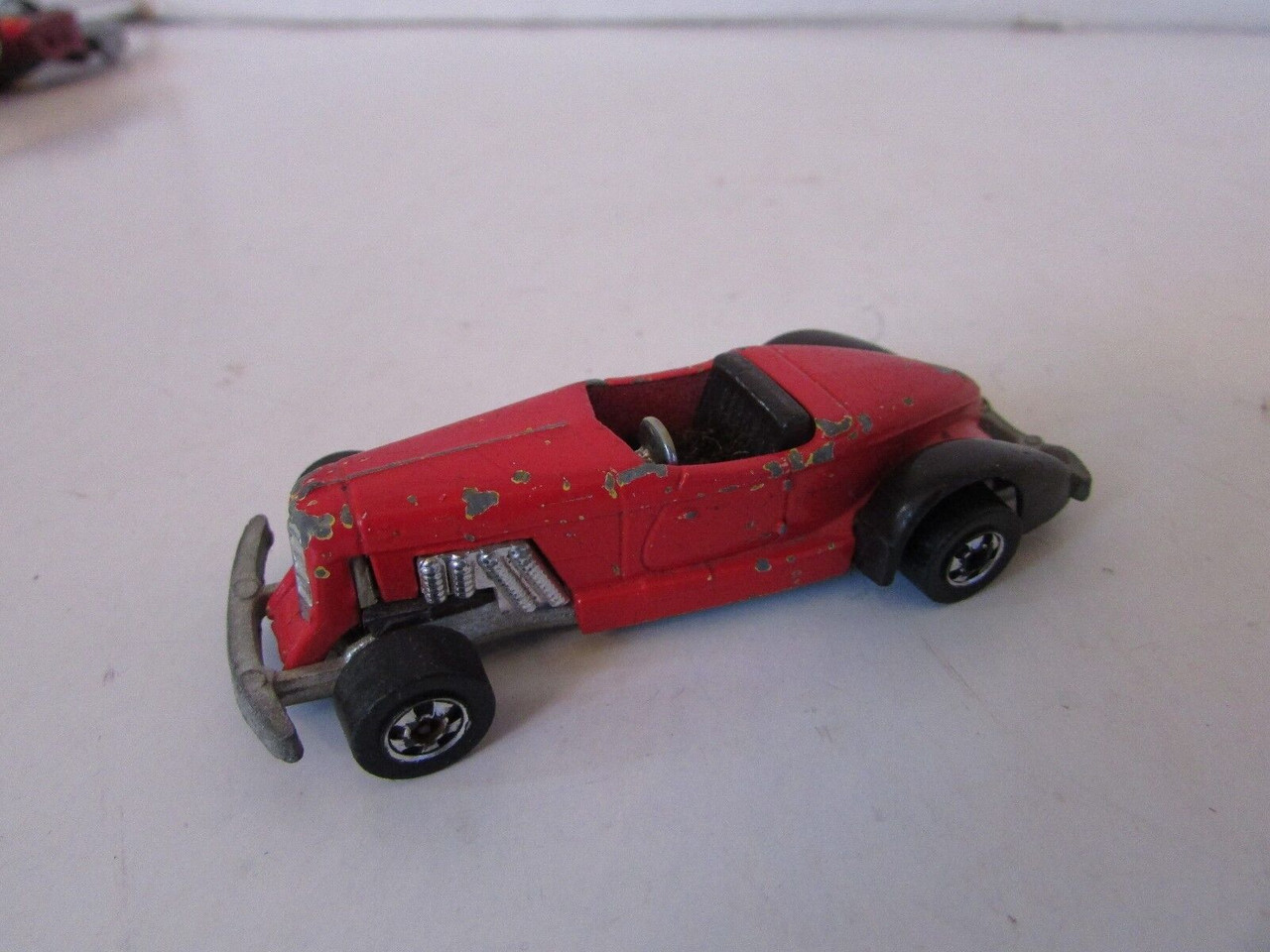 MATTEL HOT WHEELS AUBURN 852 HONG KONG 1978 RED H2 The Model