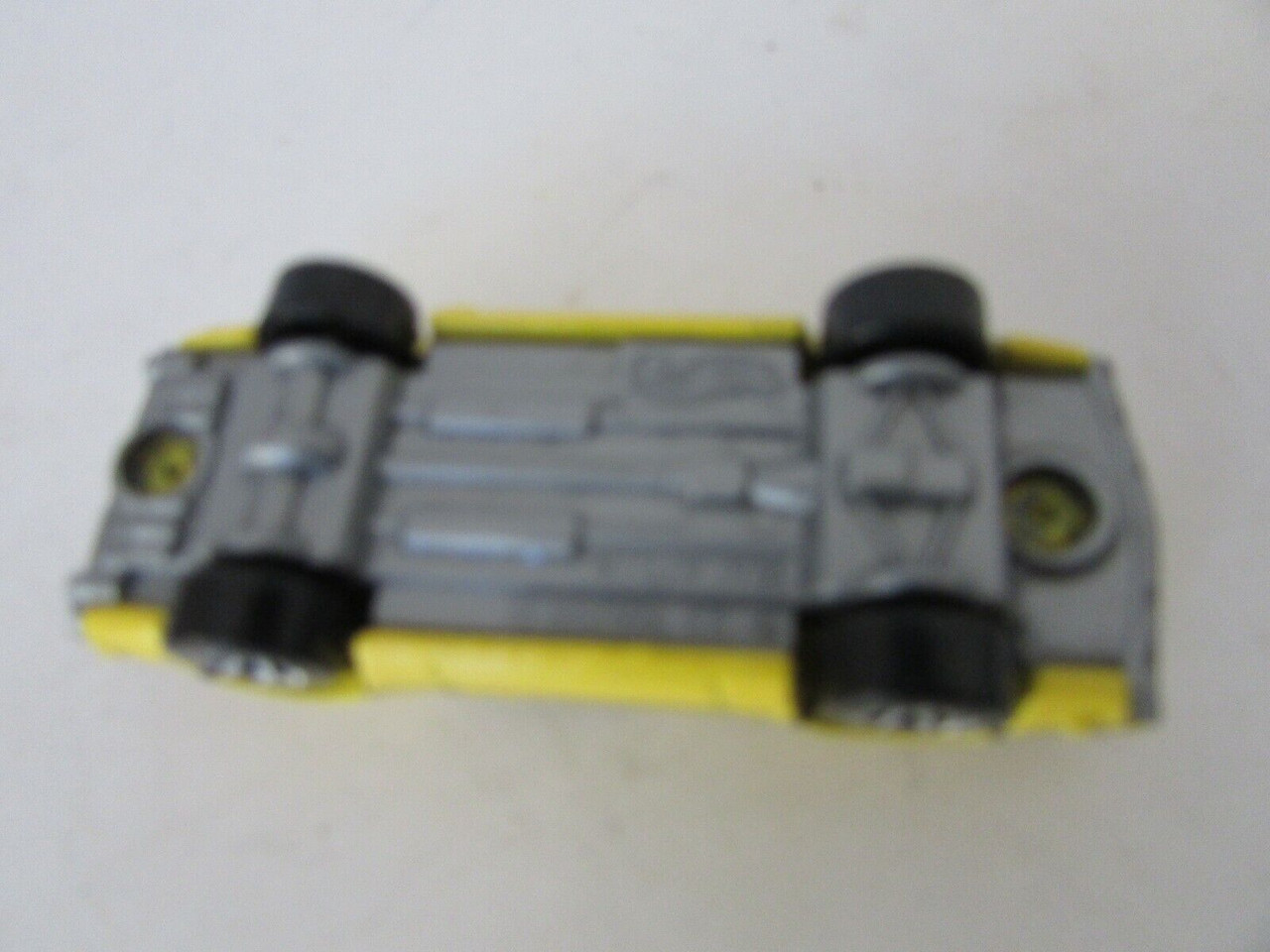 MATTEL HOT WHEELS DIECAST CAR 1993 PONTIAC WARNER YELLOW MALAYSIA