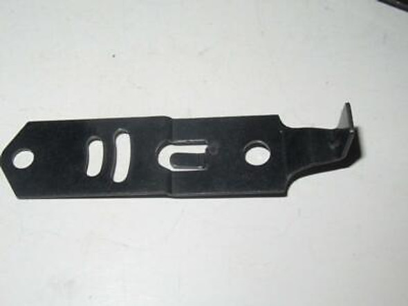 LIONEL PART - POST-WAR 2026/2037 DRAWBAR W/SPRING & RIVET - LN.- M58