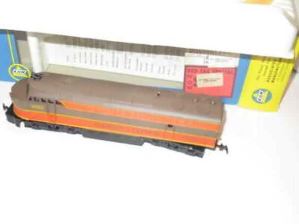 HO TRAINS VINTAGE AHM ILLINOIS CENTRAL FM DIESEL - RUNS FINE-NEW- S31DD