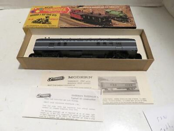 HO TRAINS VINTAGE ROUNDHOUSE NYC HARRIMAN RPO CAR- BUILT- S36C