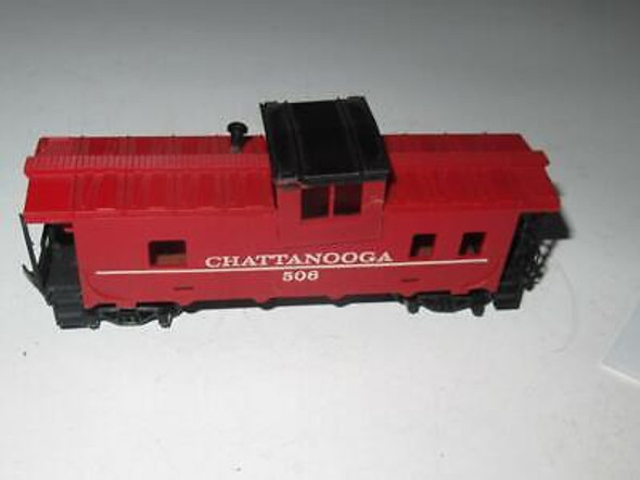 HO TRAINS - VINTAGE TYCO  CHATTANOOGA CABOOSE LATCH COUPLERS- EXC.- S28