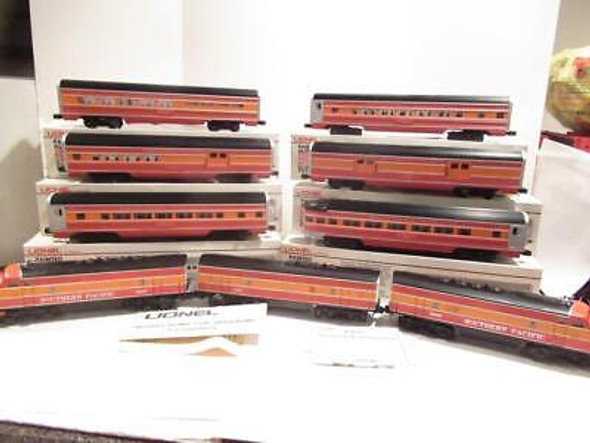 LIONEL SOUTHERN PACIFIC 8260/61/62 F-3 ABA AND 7 ALUMINUM PASSENGER CARS-  MINT