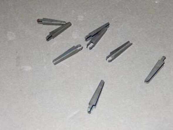 LIONEL - 2411-4 - 8 METAL STAKES FOR FLAT CARS- NEW - W46Q