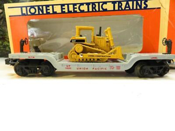 LIONEL TRAINS -MPC - 16935 UNION PACIFIC FLAT CAR W/ERTL DOZER- 0/027- LN -B15