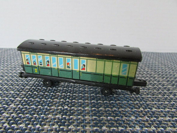 ERTL THOMAS THE TANK & FRIENDS 1987 GREEN EXPRESS PASSENGER CAR #2  H5