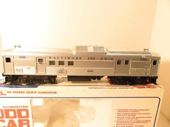 LIONEL MPC TRAINS - BALT & OHIO 8766 POWERED BAGGAGE CAR- 0/027- NEW- H1C