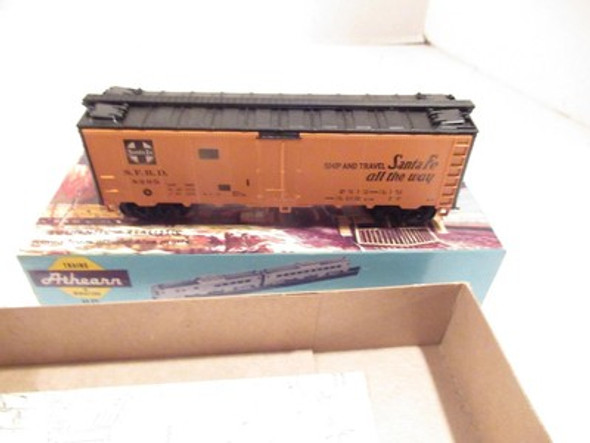 HO TRAINS VINTAGE ATHEARN 1605 SANTA FE CHIEF  REEFER KIT BUILT- LN- BXD -S36A