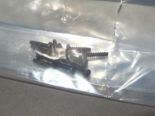 LIONEL PART -8251-033 - #2-56 X 3/8  SCREW  - 12 PIECES -   - NEW - W46G