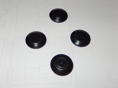 LIONEL PART 8164-136- BLACK B UNIT PLUG CAB - SET OF 4 - NEW- H18