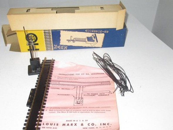 HO TRAINS- VINTAGE MARX HO 6439 OPERATING SEMAPHORE- BOXED - NEW - W4