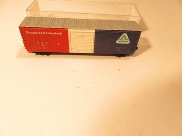 N SCALE TRAINS- LIFE-LIKE 7731 B & A BOXCAR -  LN- BOXED - H12
