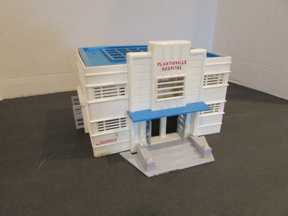 Bachmann Plasticville O/S  Scale Hospital Almost Complete floor plan torn  PR