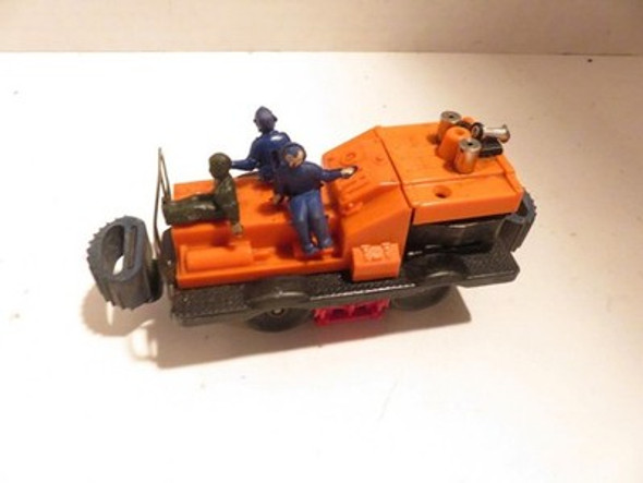 LIONEL TRAINS  POST-WAR #50 MOTORIZED GANG CAR W/3  MEN- VG- 027- S31SS