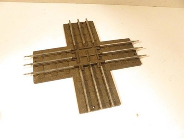 LIONEL TRAINS - MPC 5020- 90 DEGREE 027 SCALE CROSS-OVER TRACK- EXC. - H8