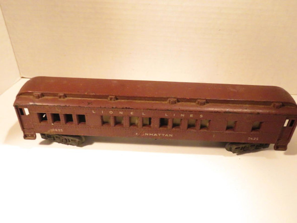 LIONEL TRAINS POST-WAR 2625 MANHATTAN MADISON CAR- NEEDS RESTORING - B2 LIONEL TRAINS POST-WAR 2625 MANHATTAN MADISON CAR- NEEDS RESTORING - B2