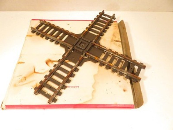 AMERICAN FLYER TRAINS - POST-WAR 26322 - S-30 90 DEG CROSSOVER TRACK-FAIR- S10 AMERICAN FLYER TRAINS - POST-WAR 26322 - S-30 90 DEG CROSSOVER TRACK-FAIR- S10