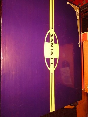 LIONEL 11713 SANTA FE DASH-8 STANDARD '0' FREIGHT SET - LN -