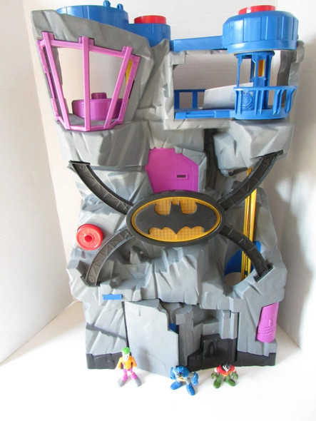 Fisher Price Imaginext Batcave DC Superfriends Playset w/Accessories & Figures