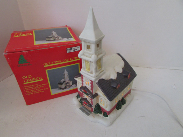 CALDOR OUR TOWN COLLECTION OLD CHURCH  HO SCALE VILLAGE LAYOUT PORCELAIN 9"H