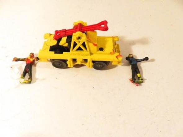 LIONEL POST-WAR #65 MOTORIZED HAND CAR - MELTED BUT RUNS- S31OO